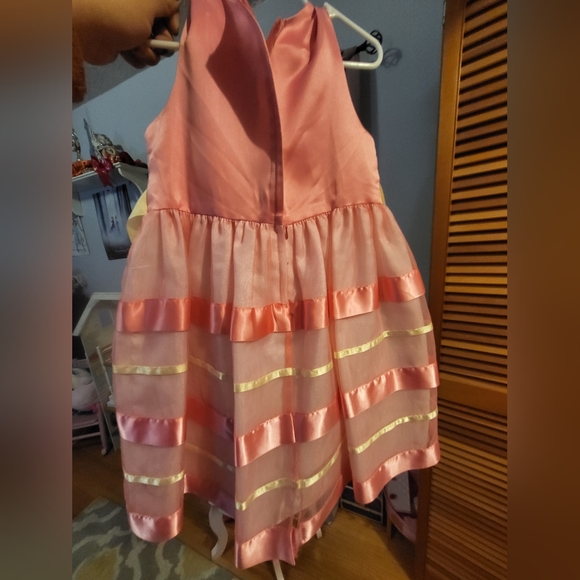 Ashley Ann size 6 formal fancy dress for girls. - Picture 4 of 4